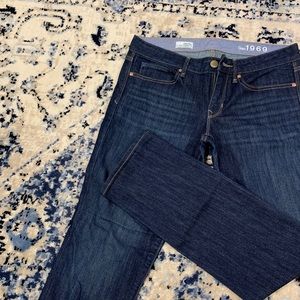 GAP Real Straight Jeans size 28/6a